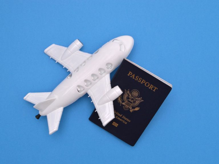 Quick and Easy Indian Visa for Canadian Citizens: Top Airports for Entry